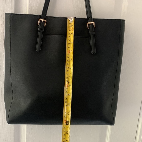 Michael Kors Jet‎ Set Large Travel NS Saffiano Tote in black gold - Picture 8 of 16